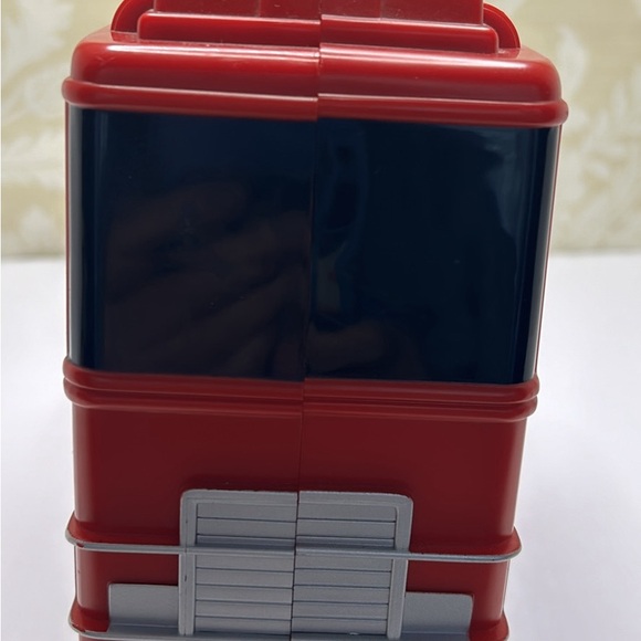 Motor Max Fire Truck Carrying Case - Picture 5 of 7